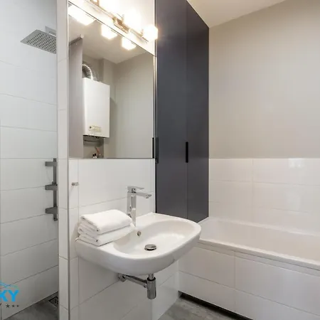 Apartament Blue Sky - Blisko Centrum Jelenia Gora